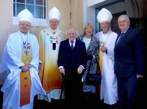 Freastalaíonn an tUachtarán agus Saidhbhín ar Cheiliúradh na hEocairiste ar an 58ú Lá Domhanda na Síochána