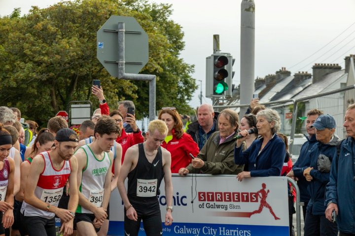 President Connolly officially starts the 40th Streets of Galway Road Race