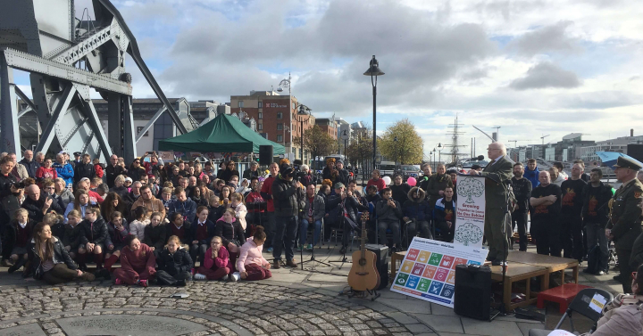 Tugann An tUachtarán aitheasc ag ócáid aitheantais don Lá Idirnáisiúnta um Dhíthú na Bochtaineachta 