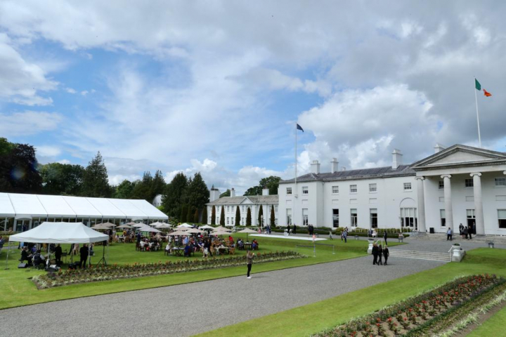 President hosts a Family Day Garden Party