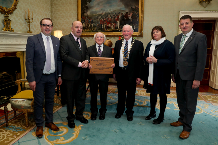 President receives the Association of Irish Local Governments