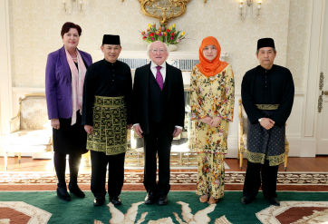 H.E. Dato Haji Aminuddin Ihsan bin Pehin Dato Haji Abidin, Ambassador of Brunei Darussalam, was accompanied by his wife, Datin Nurhayana Janis Binti Abdullah Lim, and by Mr. Mardani Dato Haji Mohammad, Third Secretary at the Embassy.
