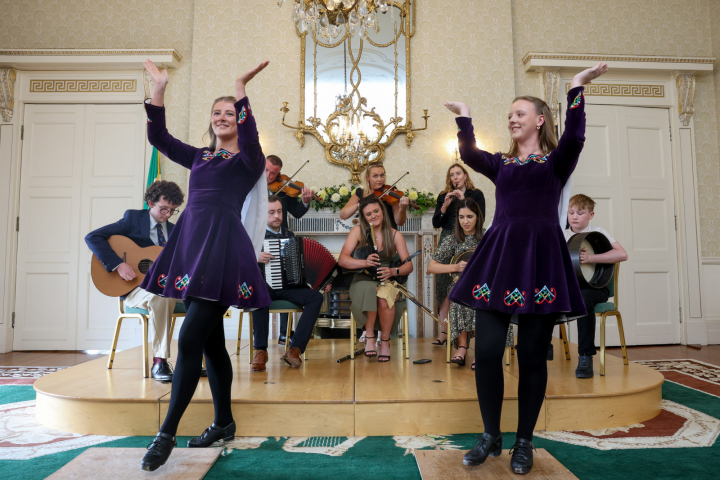 President Connolly receives representatives from Comhaltas Ceoltóirí Éireann