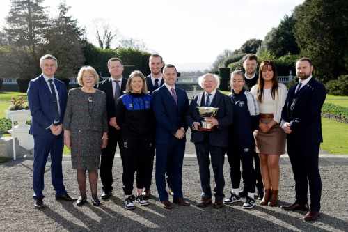 President receives the Team Captains of the FAI Women’s President’s Cup