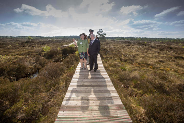 Cuairt an Uachtaráin ar Mhainistir Laoise d’fhonn aitheantas a thabhairt do Sheachtain na Bithéagsúl