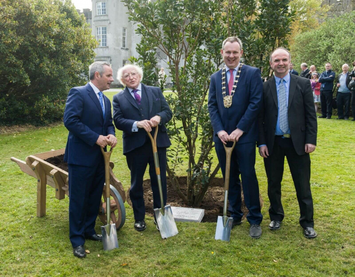 President plants a tree to mark the 25th anniversary of the official opening of Ardgillan Castle
