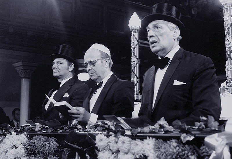 Cearbhall O Dalaigh at the Divine Service held in Adelaide Road Synagogue to mark his Inauguration 1974 
