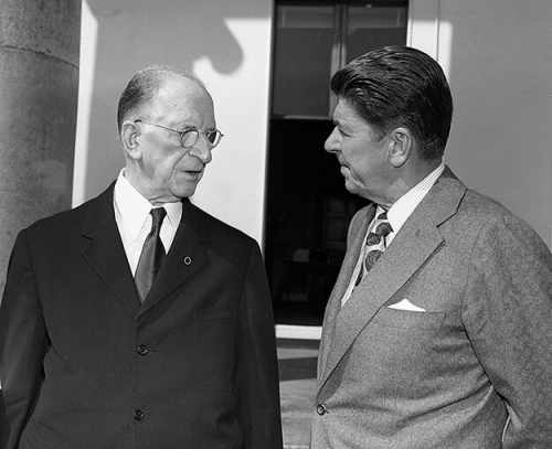 US Governor Ronald Reagan visits Áras an Uachtaráin