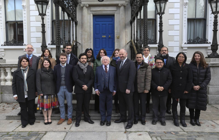 Seolann An tUachtarán an Tionscadal Cuimhneacháin ag Cosantóirí ar son Chearta an Duine 