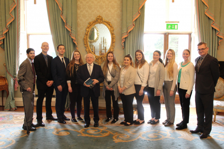 President receives students from Centenary University New Jersey