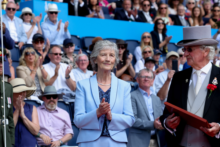 President Connolly attends Dublin Horse Show and presents the Aga Khan trophy