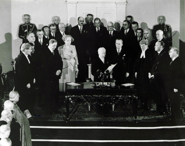 Reproduced with kind permission of the Irish Press plc