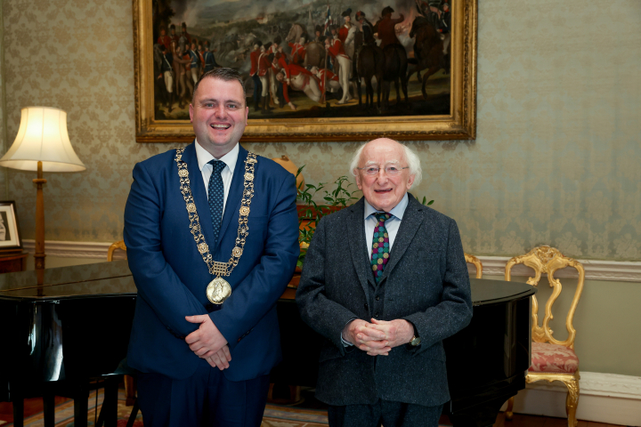 President receives the Lord Mayor of Dublin, Mr. Daithí de Róiste on a Courtesy Call