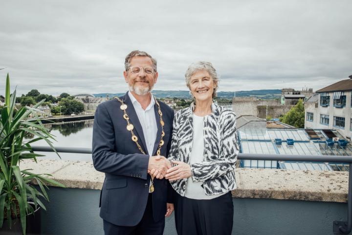 Buaileann an tUachtarán Connolly le Méara Luimnigh, John Moran