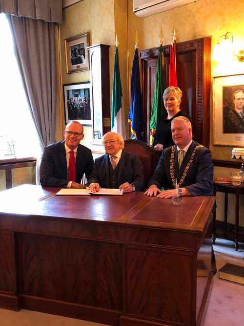 President pays a courtesy call on Cllr Mick Finn, Lord Mayor of Cork City