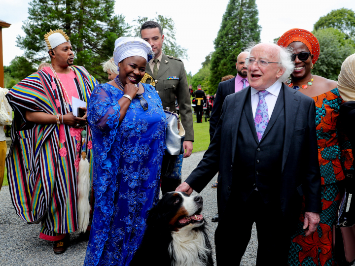 President and Sabina host a Garden Party to acknowledge the work of those supporting Asylum Seekers and Refugees