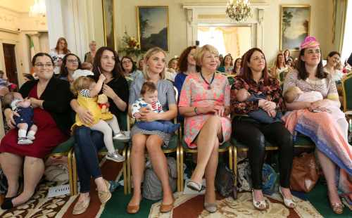Sonya Quinn with her son William, Lisa Murray with her daughter, Reia, Fiona Nea with her son, Charlie, Sarah Farmer, with her daughter Laoise and Dr. Gabrielle Coleman Cronin with her daughter Orla