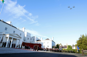 H.E. Mr. Nicos Anastasiades, President of the Republic of Cyprus outside of Áras an Uachtaráin as the Irish Air Corps do a fly past