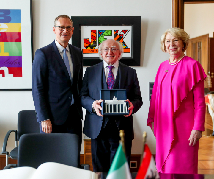 President and Sabina meet Mr. Michael Müller, Governing Mayor of Berlin