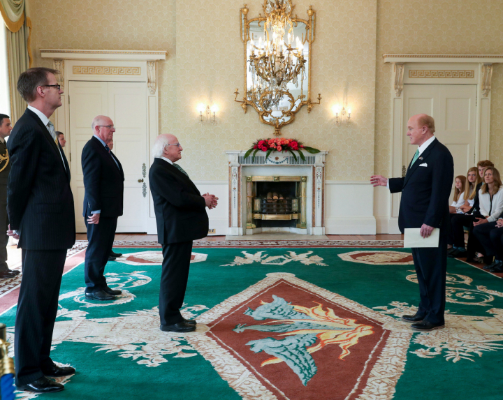 Ambassadors present their Credentials