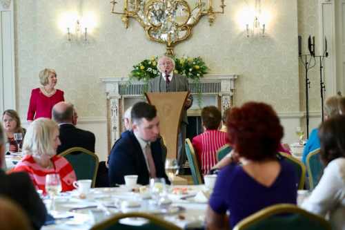 President and Sabina host a Reception for Community and Citizens Groups