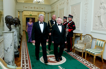 President Higgins and his wife Sabina with President of the Federal Republic of Germany H.E. Mr Joachim Gauck and Ms Daniela Schadt as they make their way down the Francini corridor 