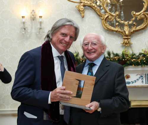Martin von Hildebrand Mulcahy with his award in the Peace, Reconciliation category