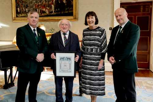 President receives members of the Irish Kennel Club on a courtesy call