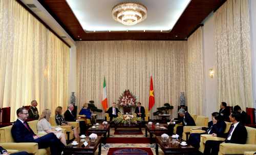 President Michael D. Higgins with Mr Nguyen Thang Phong Chair of the Peoples Committee in the Reunification Palace