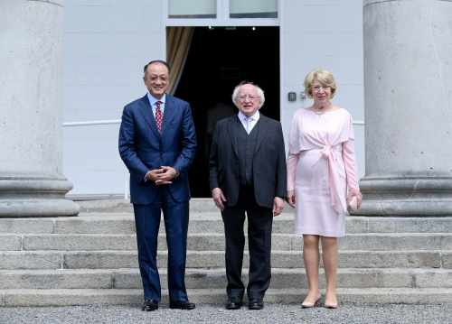 Pic shows President Michael D. Higgins and his wife Sabina with President of the World Bank Group Dr. Jim Yong Kim in Áras an Uachtaráin