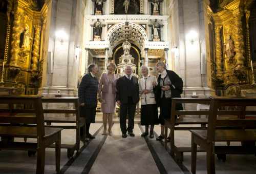 President Michael D Higgins and his wife Sabina at the Convent of Bom Sucesso, Lisbon with Irish Dominican Sisters