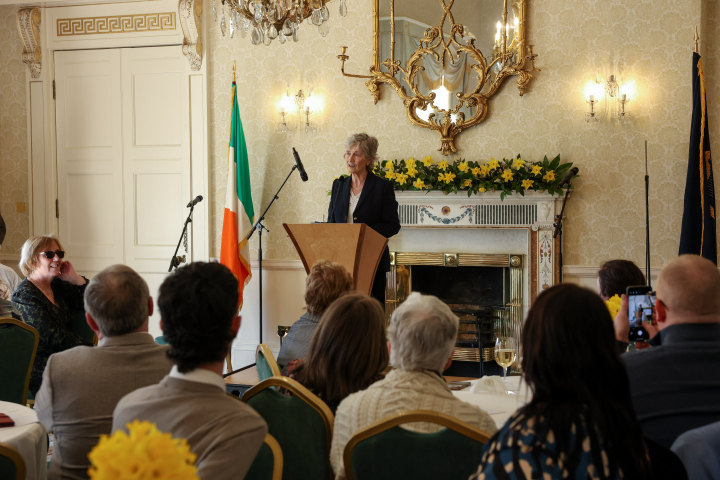 Óstálann an tUachtarán Connolly Fáiltiú ag ceiliúradh Seachtain na Gaeilge “Ciorcal Comhrá an Árais”