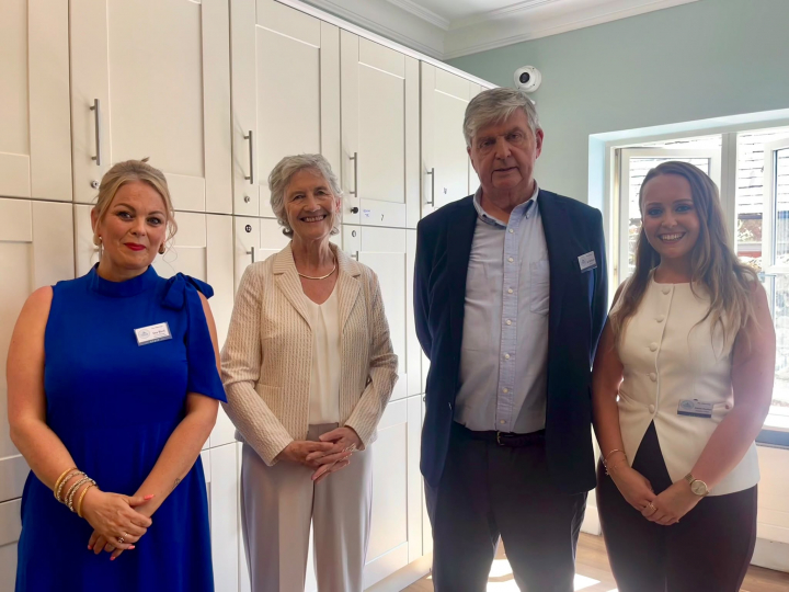 President Connolly visits Hibernian IPAS Centre