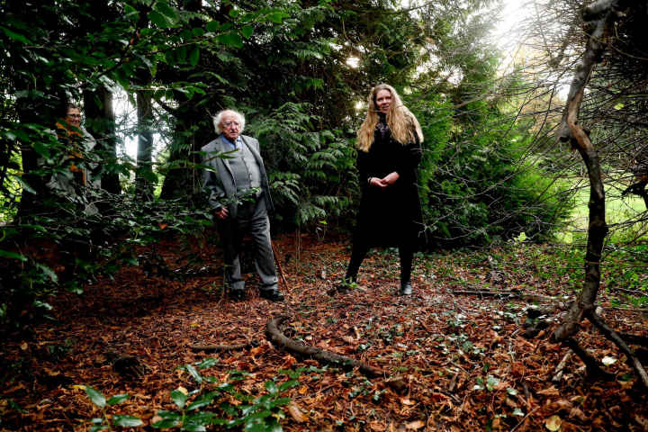 President receives report on the Áras an Uachtaráin Biodiversity Audit