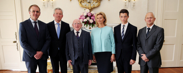 Ambassadors present their credentials